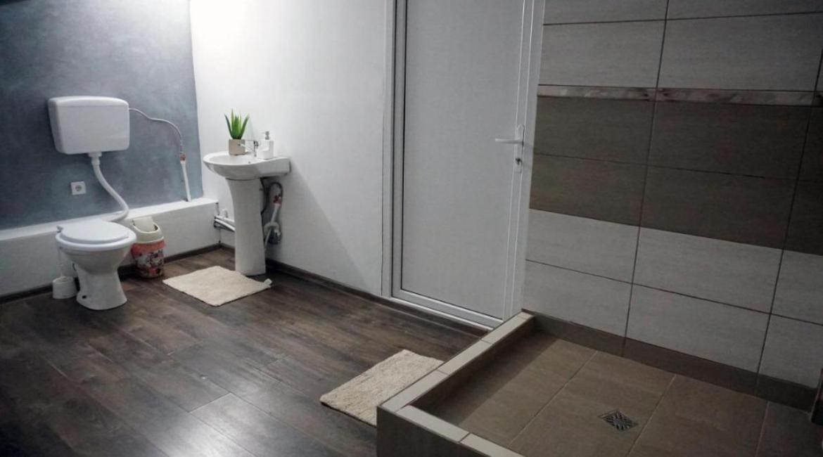 Pensiunea Medellin Tulça Dış mekan fotoğraf